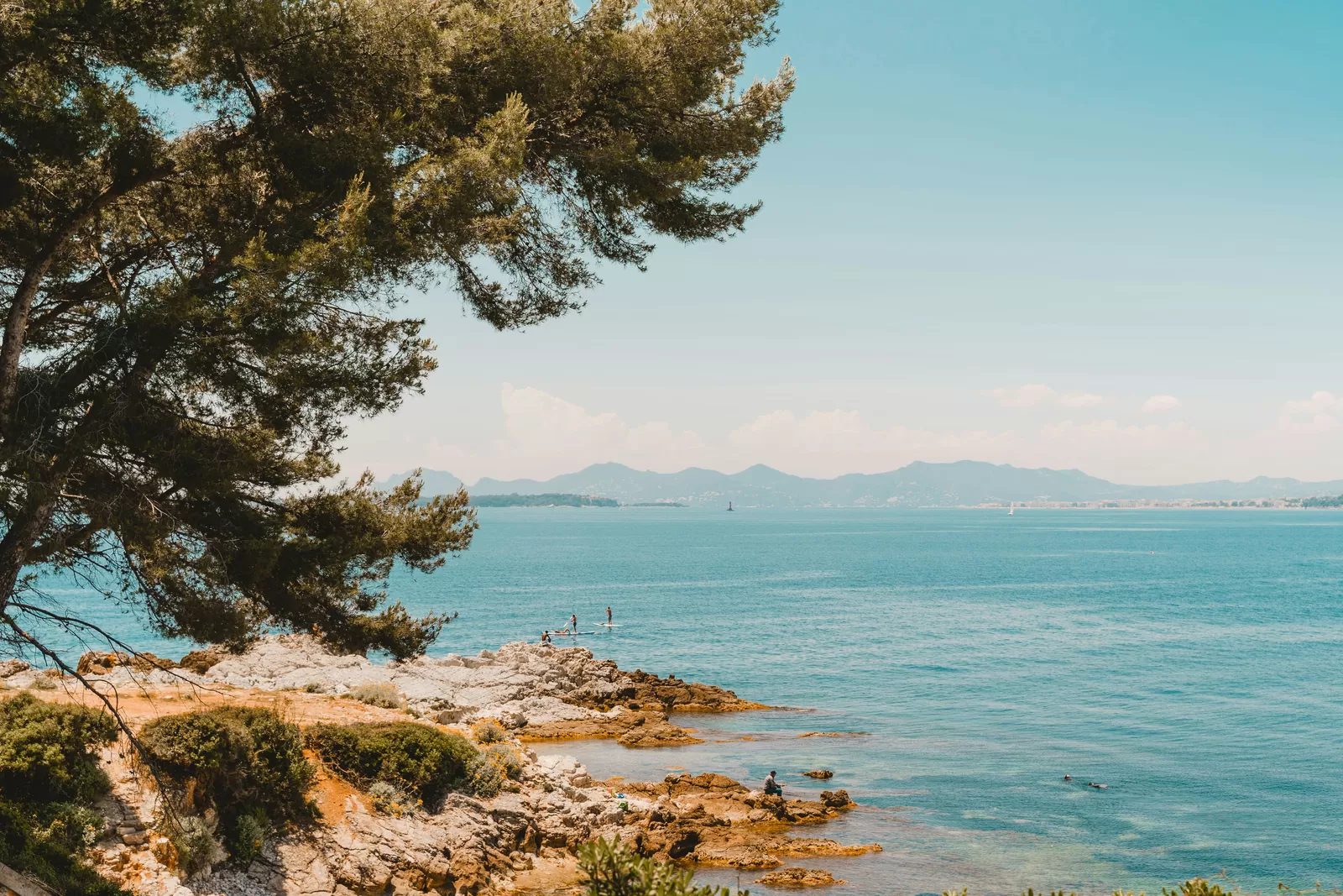 Die Villenlandschaft am Cap d’Antibes an der Côte d’Azur